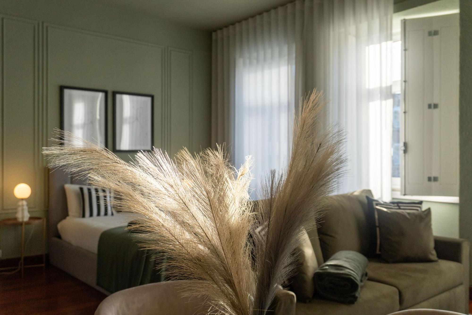 Maison D'Angelina: In The Heart Of Porto Luaran gambar