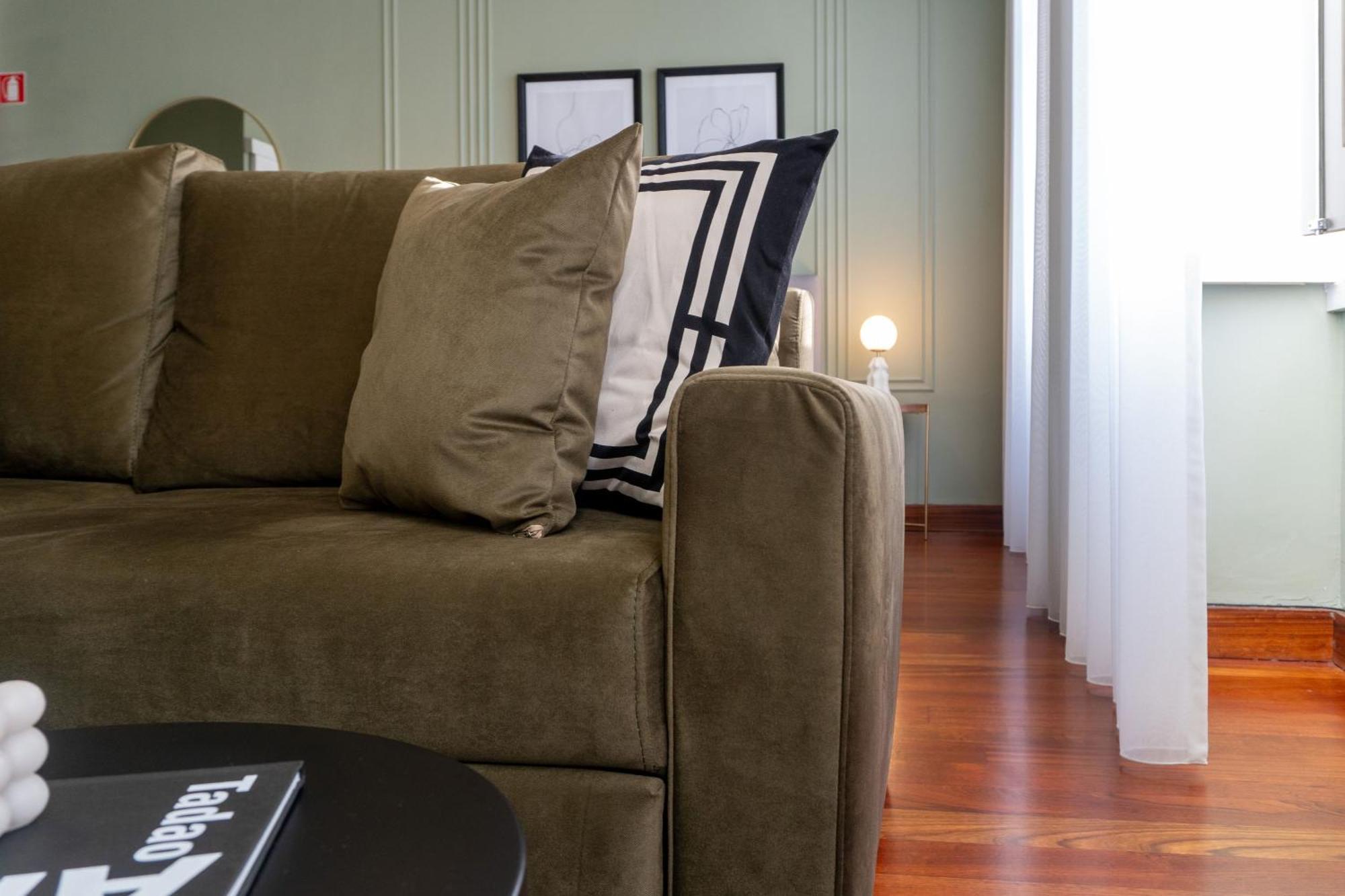 Maison D'Angelina: In The Heart Of Porto Luaran gambar