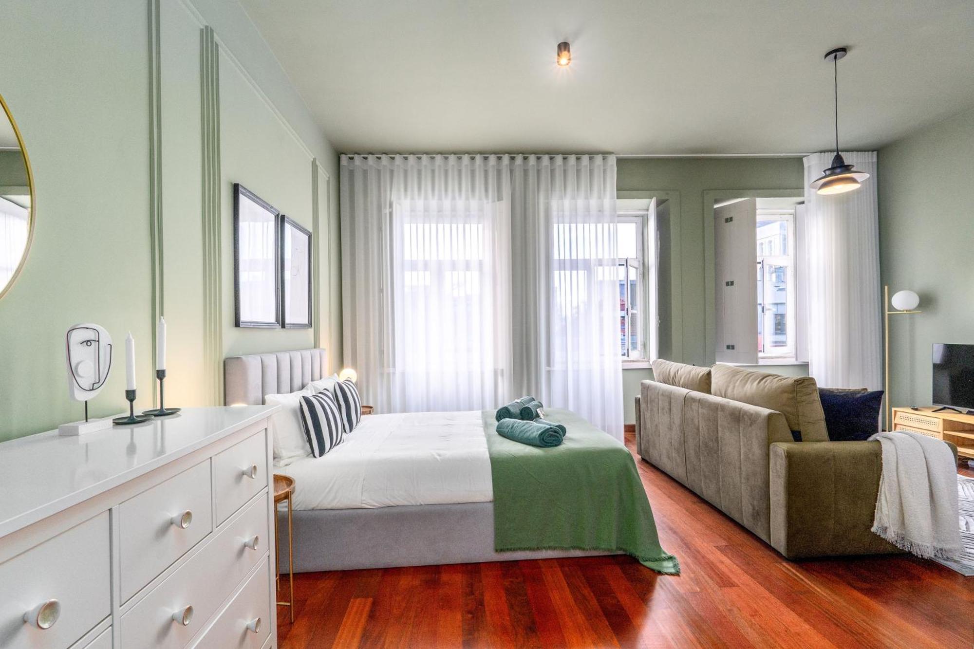 Maison D'Angelina: In The Heart Of Porto Luaran gambar